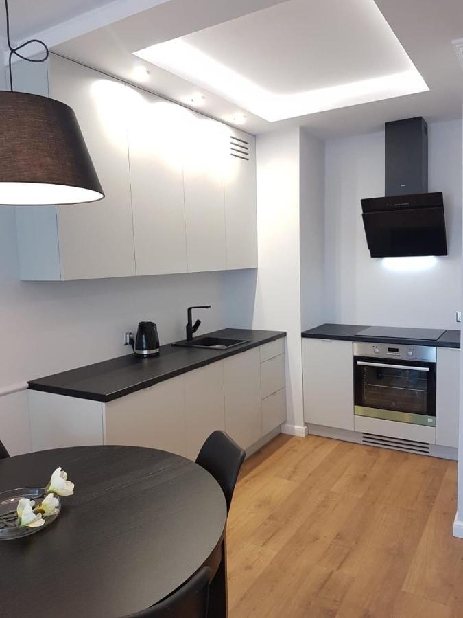 Apartament Gdanskアパートメント エクステリア 写真